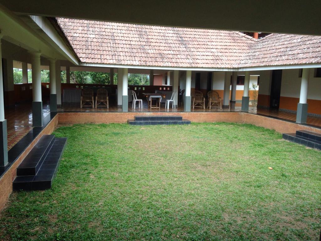 Stay Simple 3 Hills County Resort Kalpetta Luaran gambar